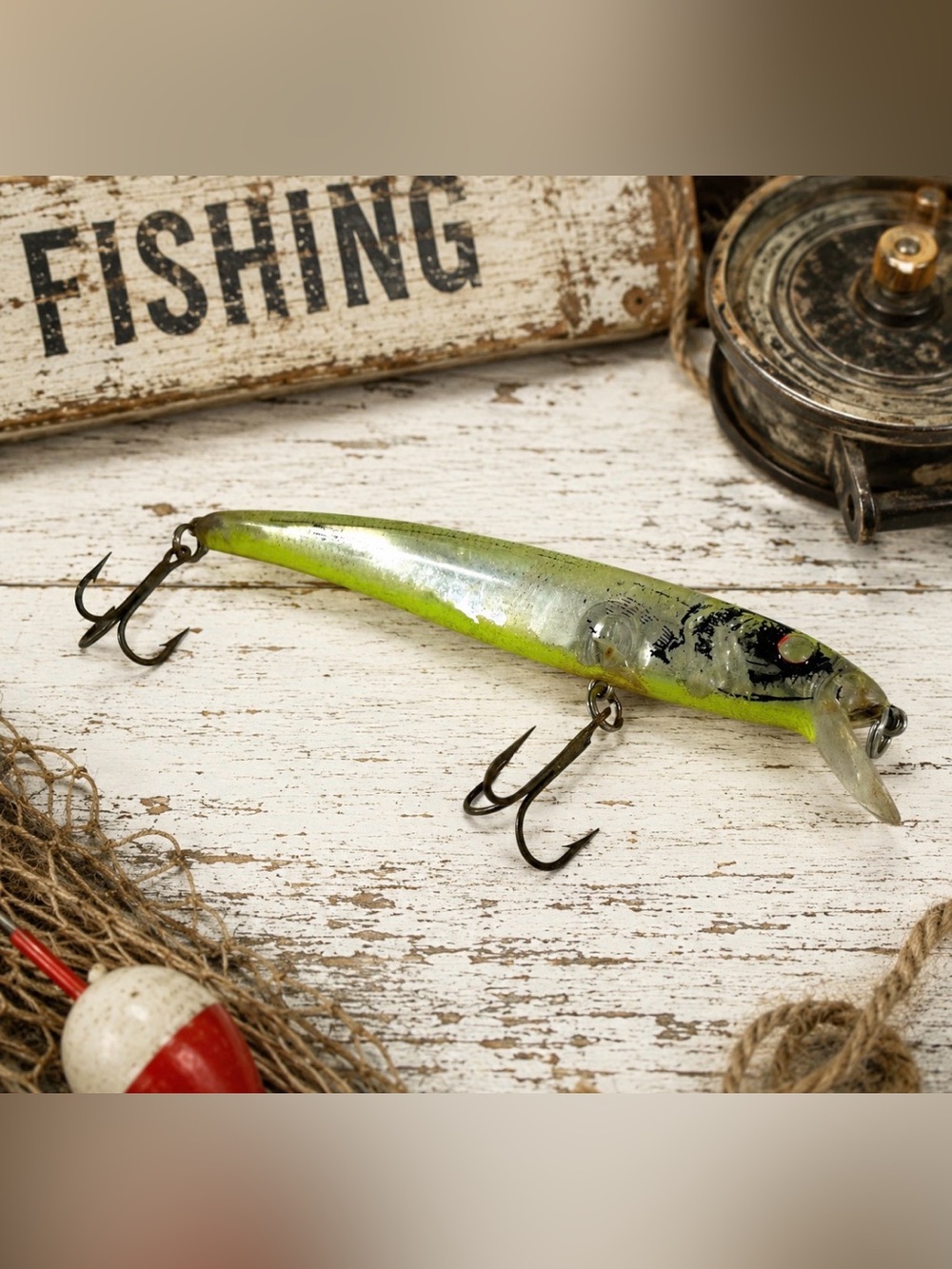 Vintage Bomber Magnum Long A 17A Fishing Lure 7” Chartreuse Silver Crankbait